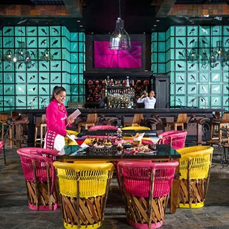 Апарт отель Vidanta World Пуэрто-Вальярта Экстерьер фото