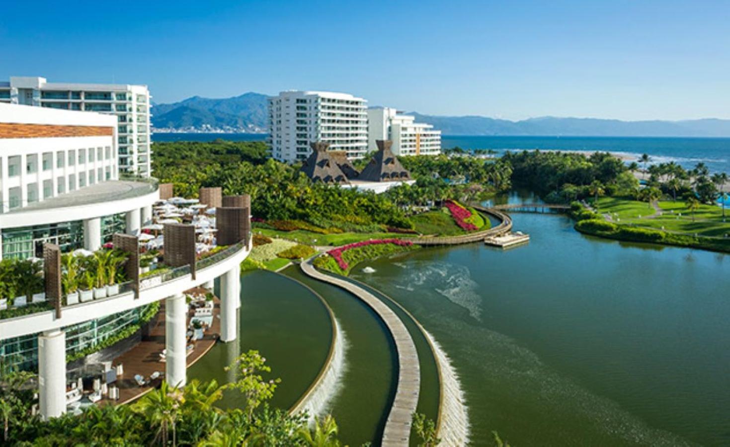 Апарт отель Vidanta World Пуэрто-Вальярта Экстерьер фото